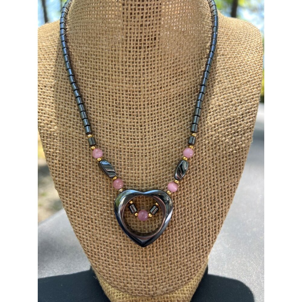 Hematite Pink Beaded Open Heart Pendant Necklace Gold Accents Screw Barrel Clasp